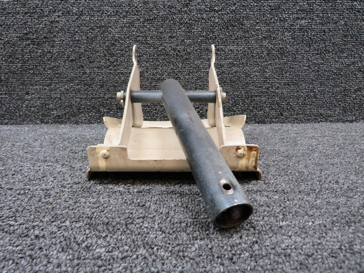 Cessna Aircraft Co 0310453, 0411307 Cessna 172B Brake & Rudder Pedal with Arm Assy with Grip RH