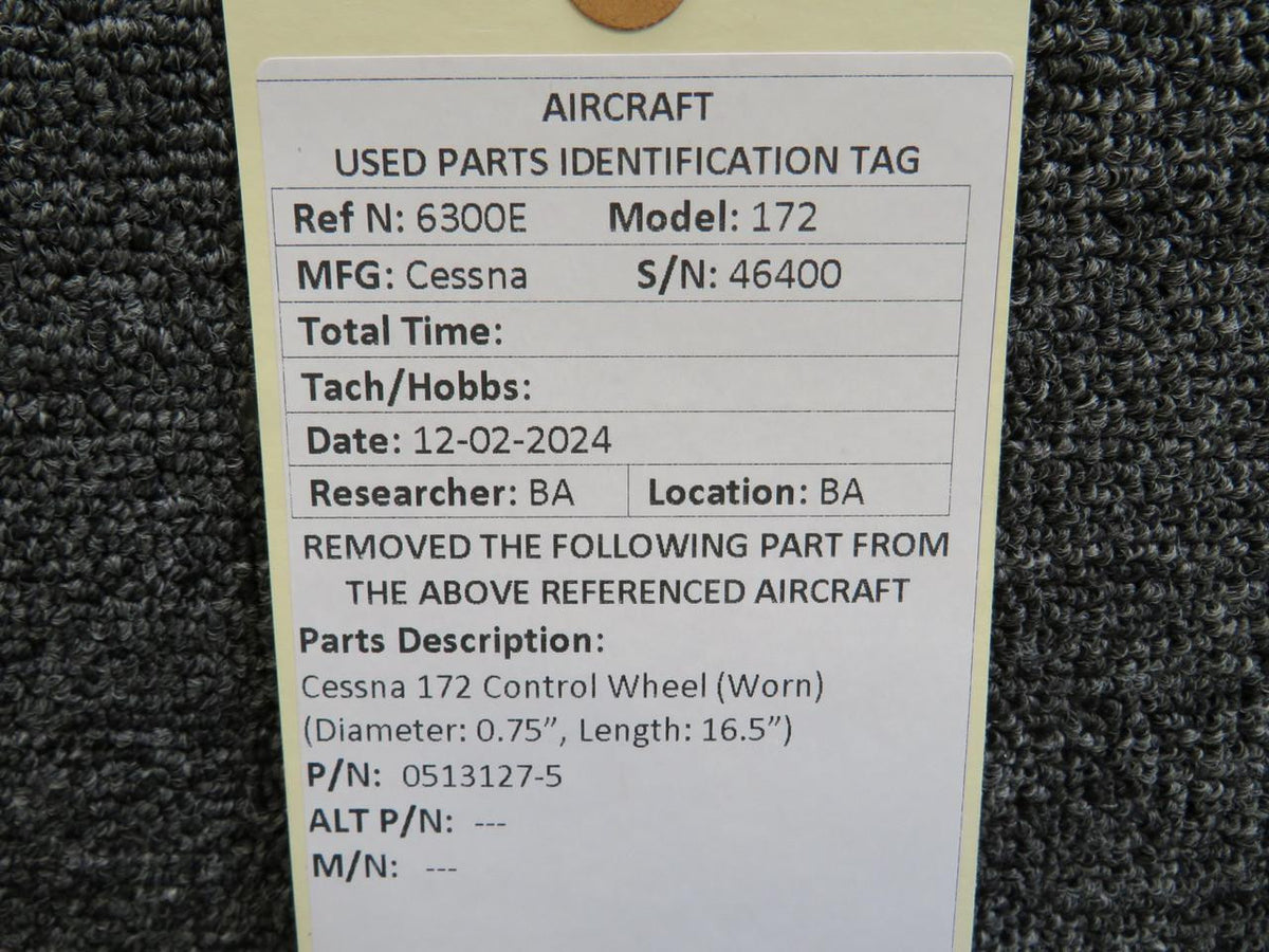 Cessna Aircraft Co 0513127-5 Cessna 172 Control Wheel (Worn) (Diameter: 0.75”, Length: 16.5”)