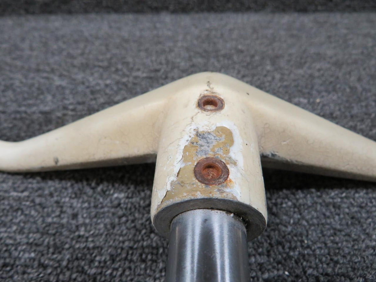 Cessna Aircraft Co 0513127-5 Cessna 172 Control Wheel (Worn) (Diameter: 0.75”, Length: 16.5”)