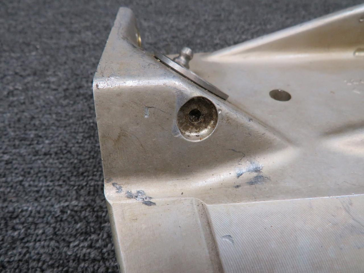 Cessna Aircraft Parts 1241615-2 (Use: 1241690-2) Cessna 210L Main Gear Actuator Support Outboard RH