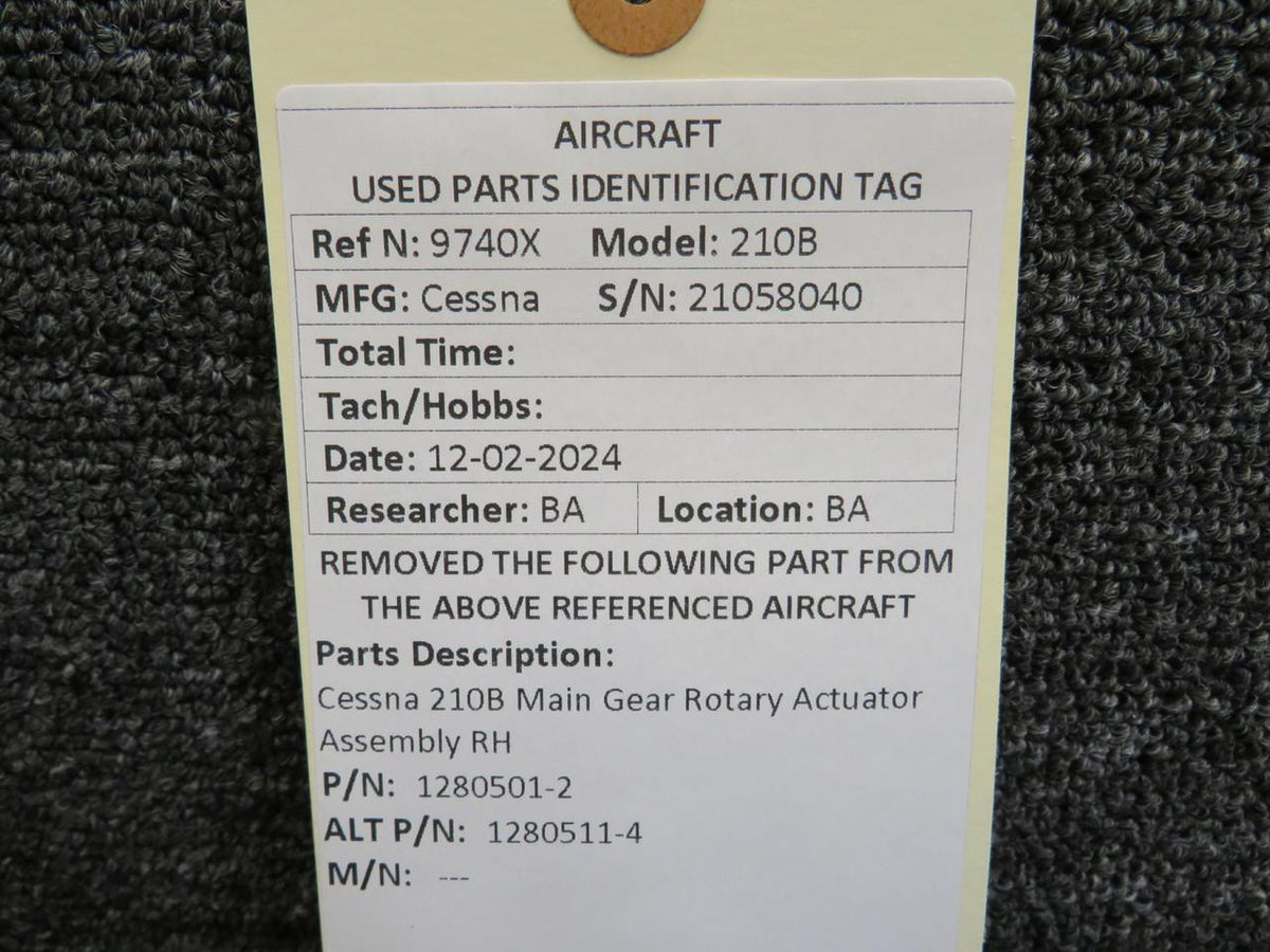Cessna Aircraft Parts 1280501-2 (Use: 1280511-4) Cessna 210B Main Gear Rotary Actuator Assembly RH