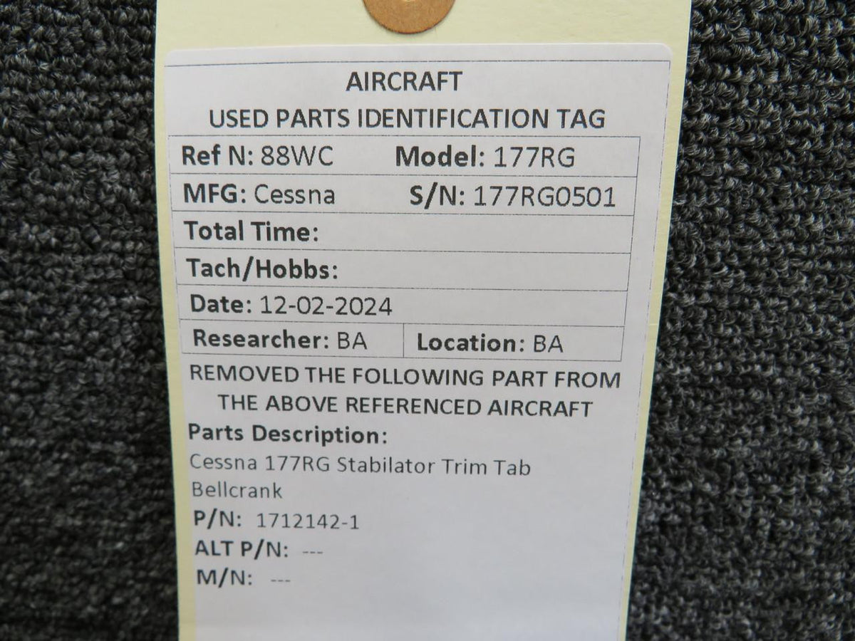 Cessna Aircraft Parts 1712142-1 Cessna 177RG Stabilator Trim Tab Bellcrank