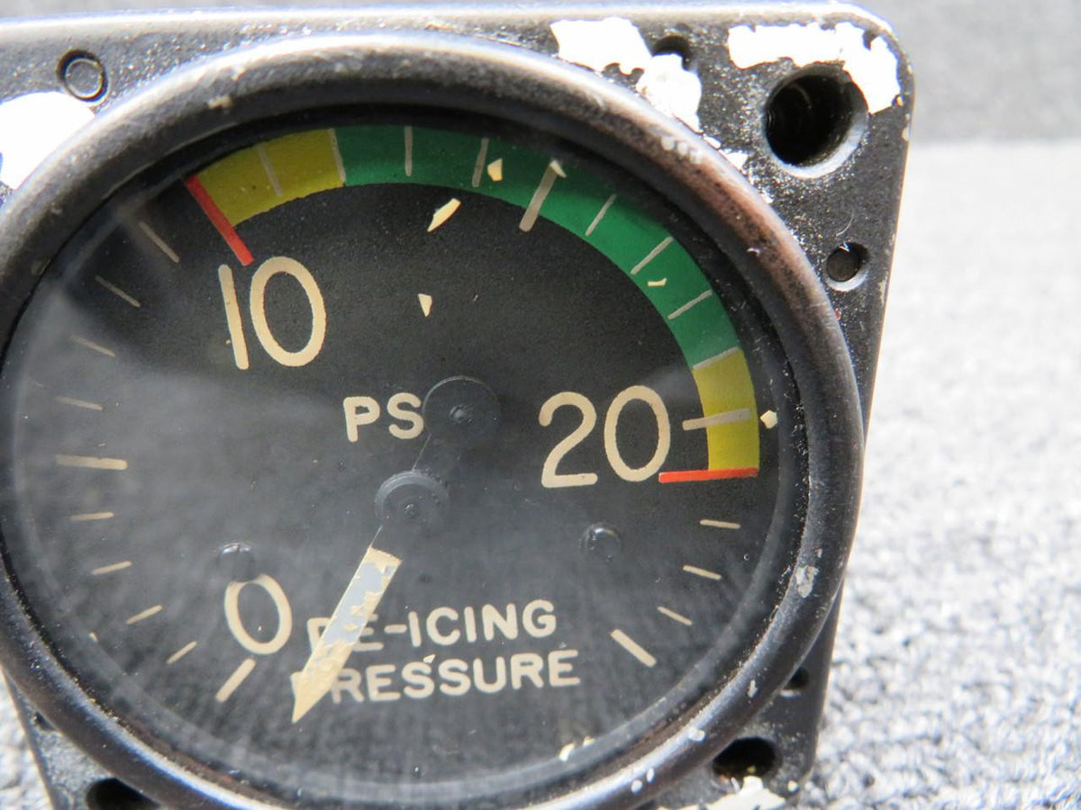Swearingen 26-87007-3 Swearingen De-Icing Pressure Indicator (Chipped Paint)