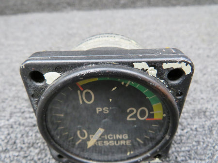 Swearingen 26-87007-3 Swearingen De-Icing Pressure Indicator (Chipped Paint)