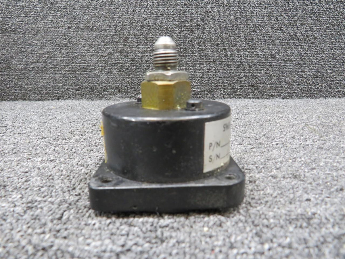 Swearingen 27-81007-3 Swearingen Hydraulic Pressure Indicator (Worn Mount)