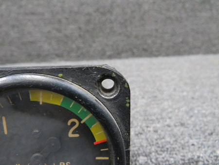 Swearingen 27-81007-3 Swearingen Hydraulic Pressure Indicator (Worn Mount)