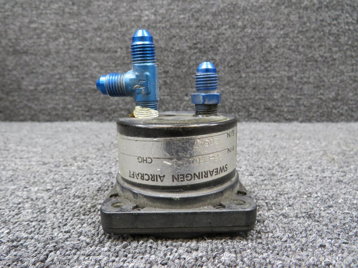 Swearingen AW-17-8-21-0 (Alt: 26-86019-1) US Gauge Suction Indicator (Chipped Mount)