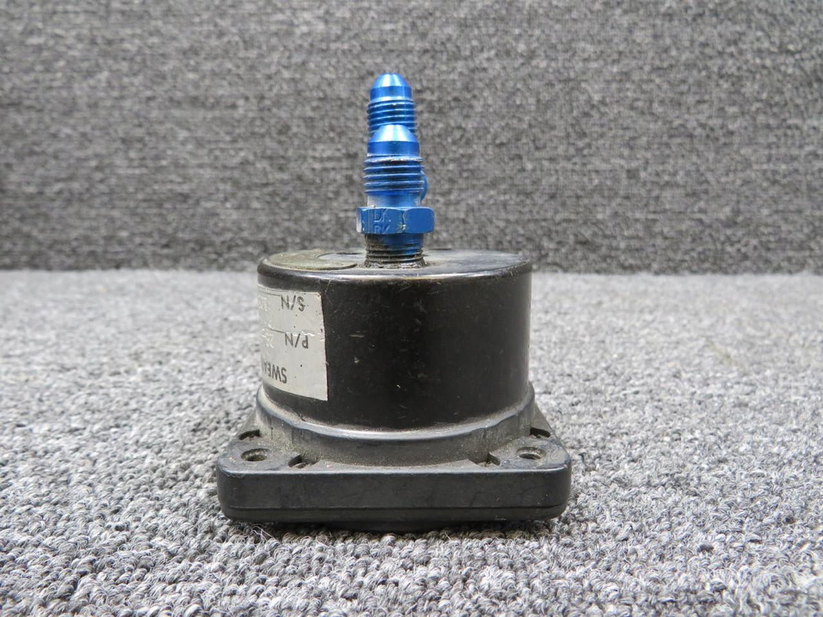 Swearingen AW-17-8-21-0 (Alt: 26-86019-1) US Gauge Suction Indicator (Chipped Mount)