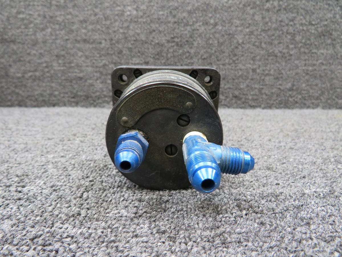 Swearingen AW-17-8-21-0 (Alt: 26-86019-1) US Gauge Suction Indicator (Chipped Mount)