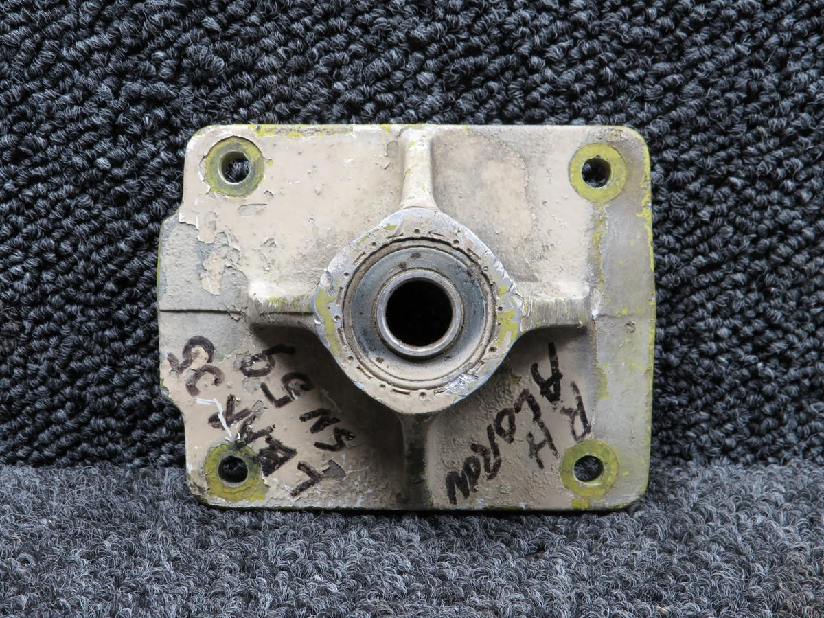 LearJet 2324510-8 (Use: 2324510-32) Learjet L-35 Bearing Support Assembly with Clevis RH