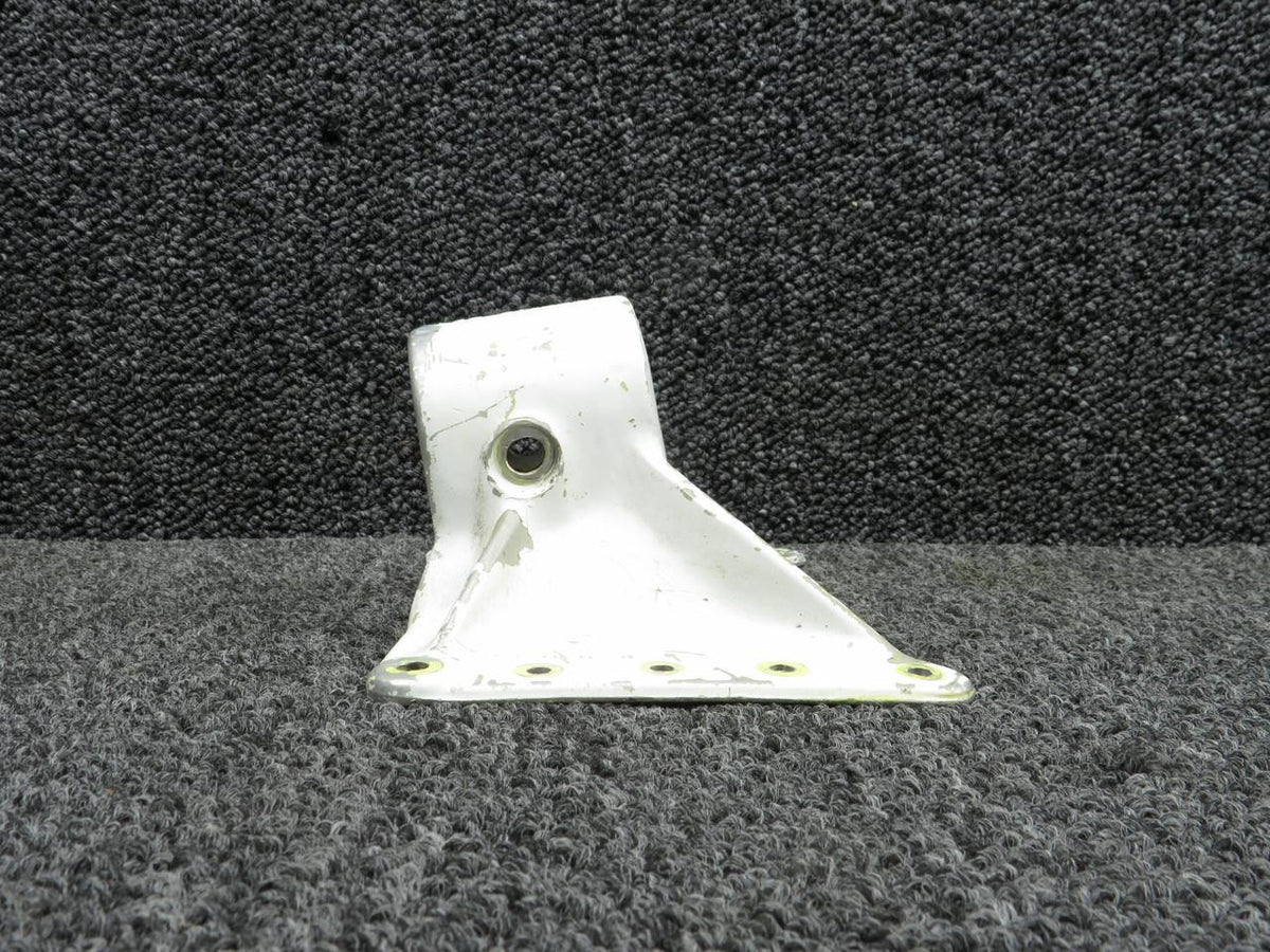 Cessna Aircraft Parts 0543013-1 (Cast: 0543013-497) Cessna C-172M Upper Nose Gear Fitting (Worn)