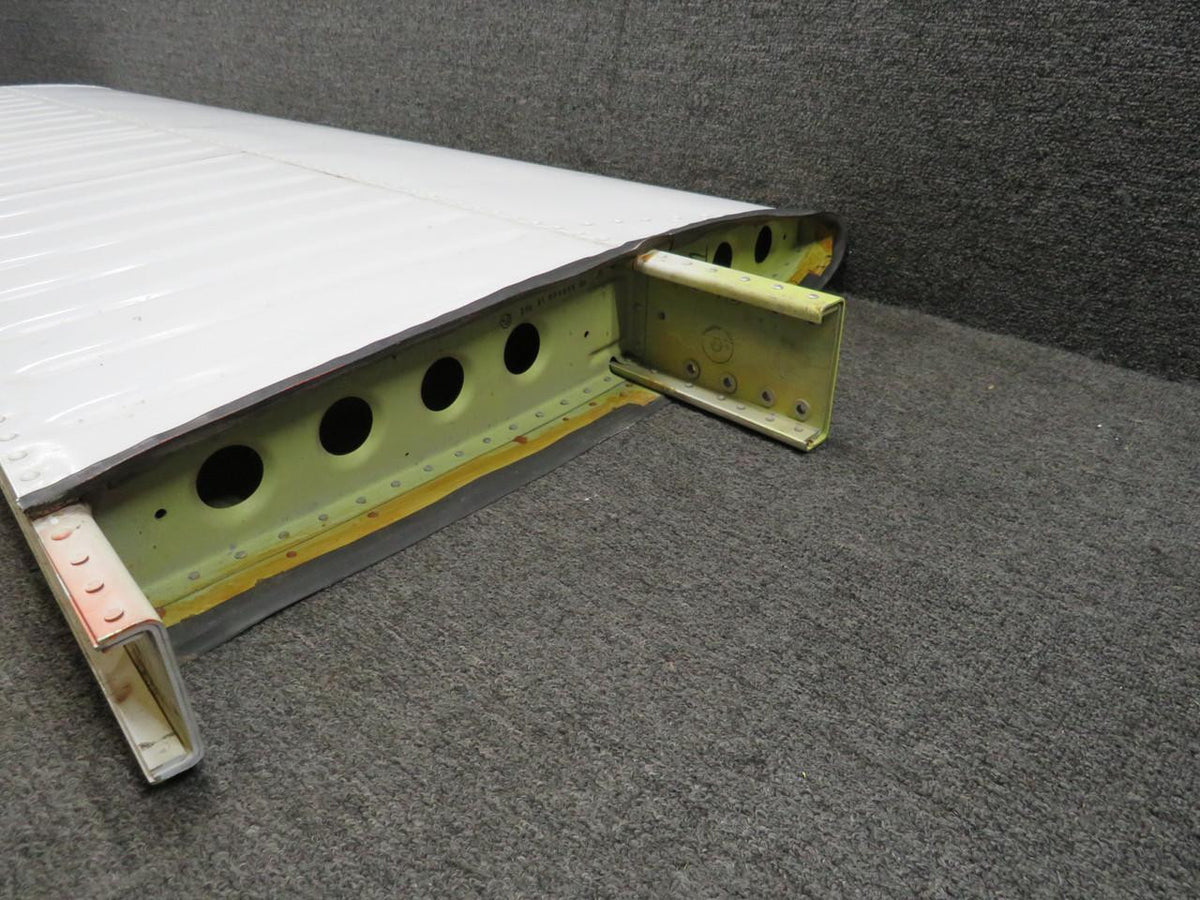 Beechcraft Parts 33-620000-49 Beechcraft A36TC Horizontal Stabilizer Assembly LH (Worn)