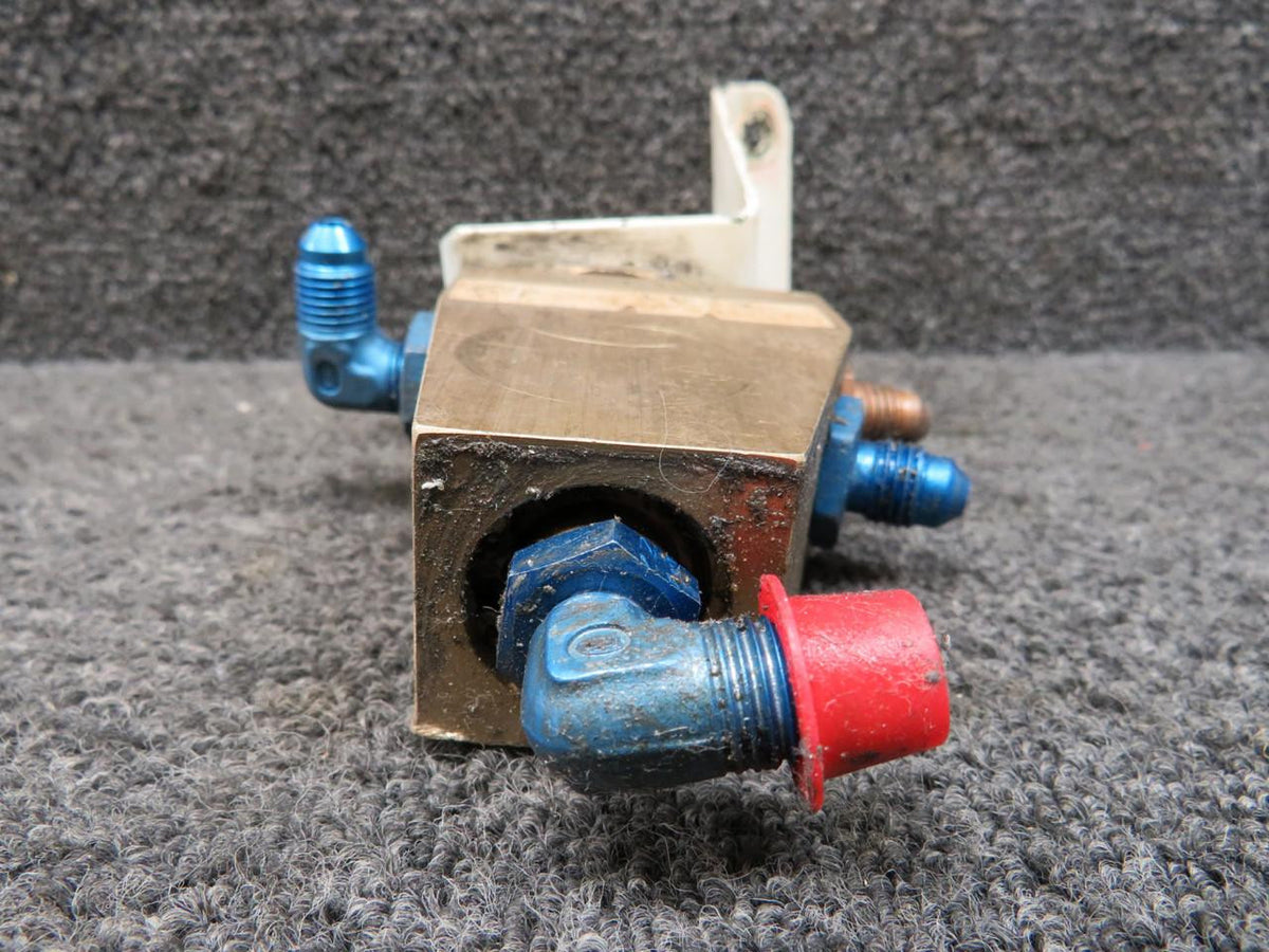 Cessna Aircraft Parts 2041057-1 Cessna 177RG Main Gear Uplock Actuator Assembly (Worn Bracket)