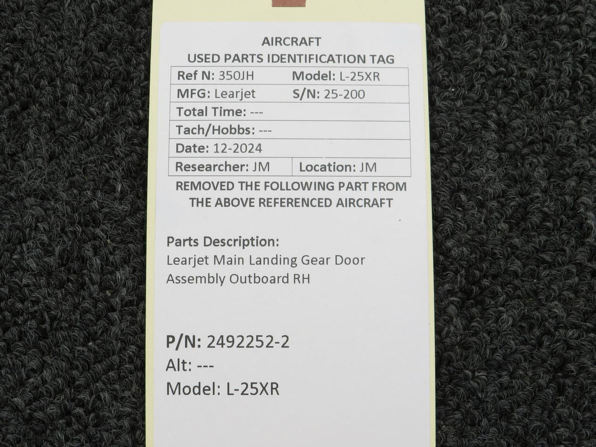 LearJet 2492252-2 Learjet L-25XR Main Landing Gear Door Assembly Outboard RH
