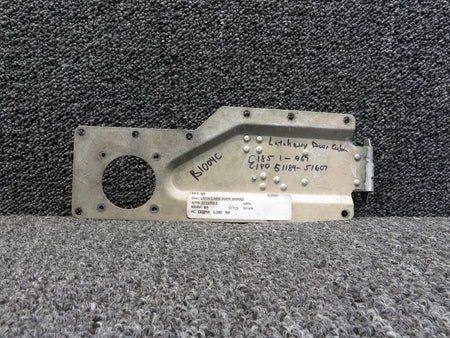 Cessna Aircraft Parts 0711032-2 Cessna 185 Cabin Door Latch