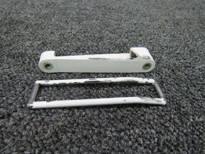 46038-000, 47998-000 Baggage Door Holder Assembly