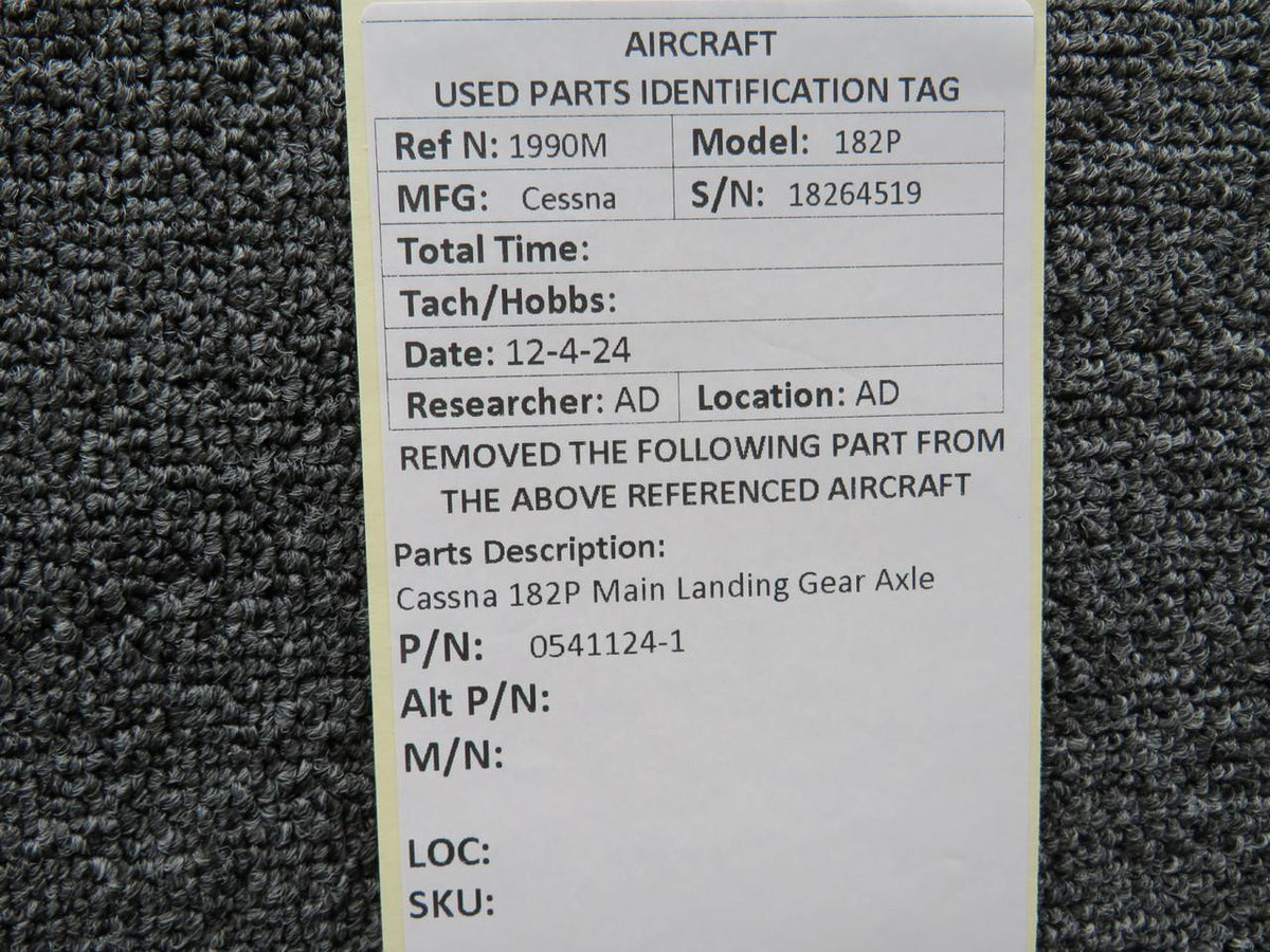 Cessna Aircraft Parts 0541124-1 Cessna 182P Main Landing Gear Axle
