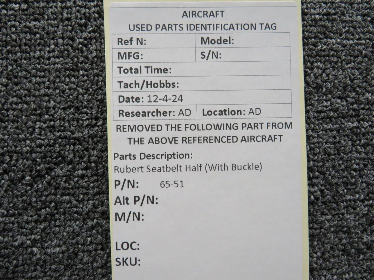No Brand 65-51 Rubert Seatbelt Half with Buckle