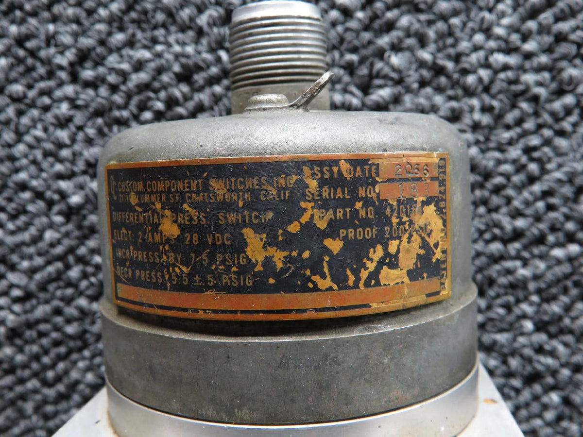 Custom Components  420164 Custom Component Switches Differential Pressure Switch (28V) (2A)