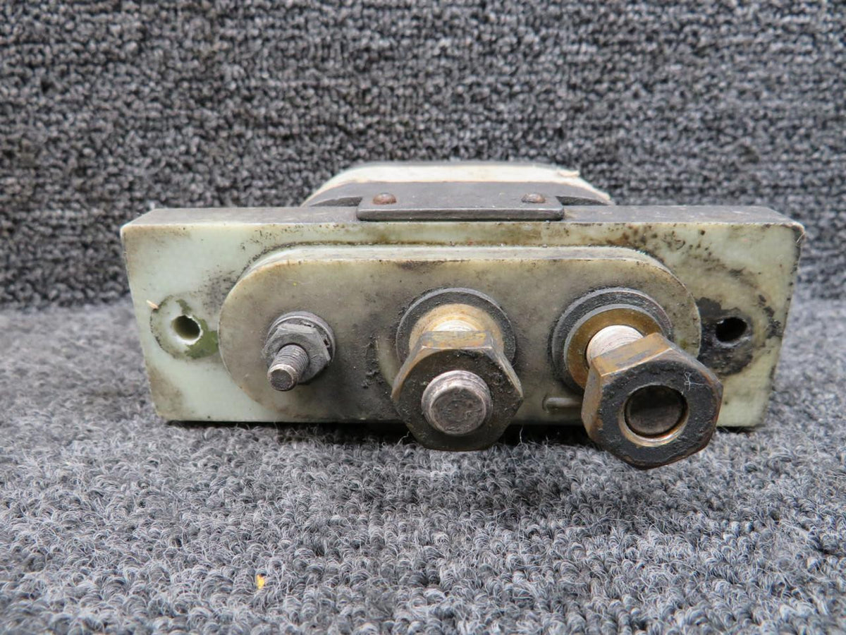 Burton AN2552-3A (Alt: 199N) Burton External Power Receptacle