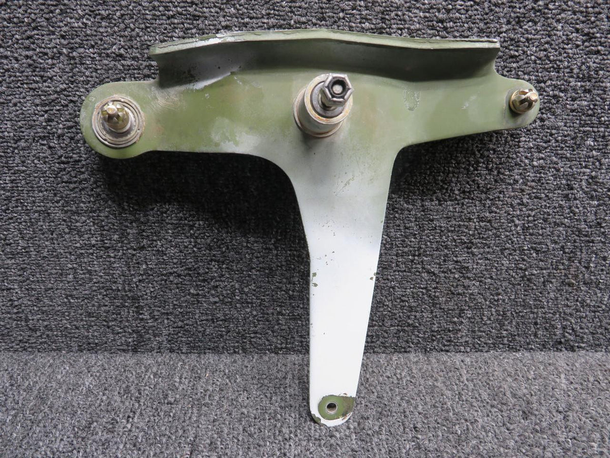 Cessna Aircraft Parts 0320107-1 Cessna 195B Aileron Bellcrank Assembly RH