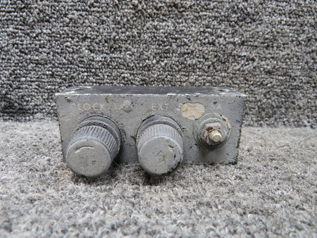 Cessna Aircraft Parts 0712031-1 Cessna 172M Fuse Mounting Bracket Assembly (Worn)