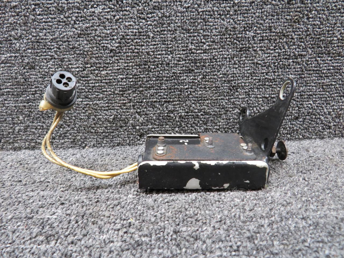 Pratt and Whitney 51059-002 Pratt and Whitney Propeller Electric De-Ice Switch Assembly