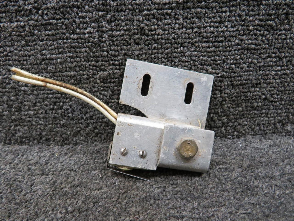 Piper Aircraft Parts 95201-002 Piper PA34-200 Nose Gear Up Limit Switch Assembly