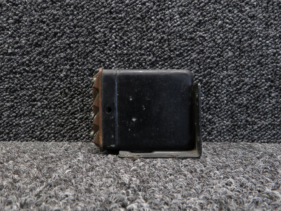 S-402-1 Learjet L-23 Relay (Volts: 28) (Amps: 10)