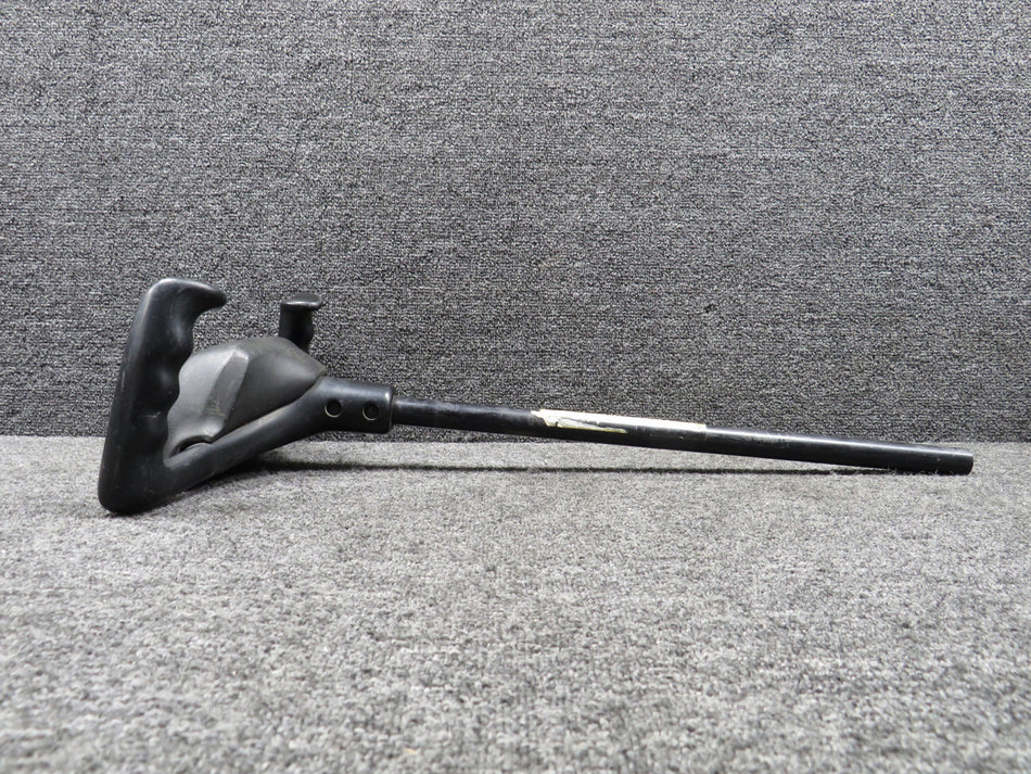 0513261-16 Cessna 150 Control Wheel Assembly (Length: 15”) (Diameter: .75”)