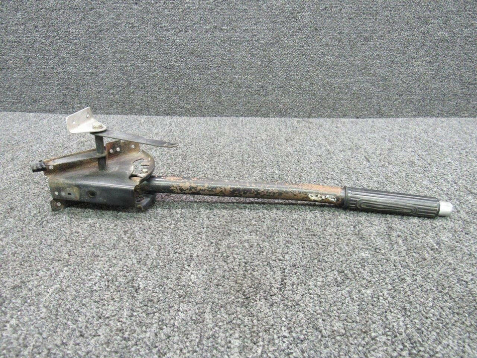 67582-002 / 63782-004 Piper PA28R-200 Flap Handle and Lever Assembly