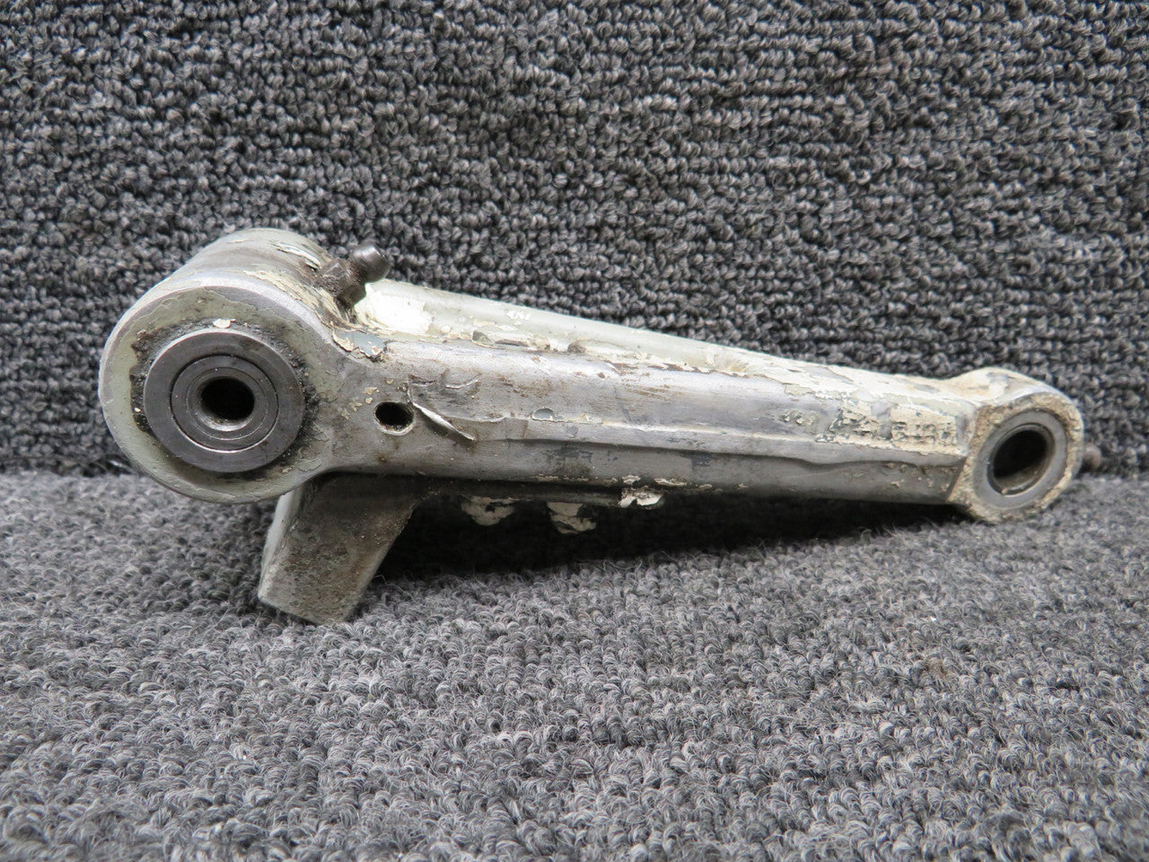 0841000-98 Cessna 182 Nose Gear Upper Torque Link Assembly – BAS