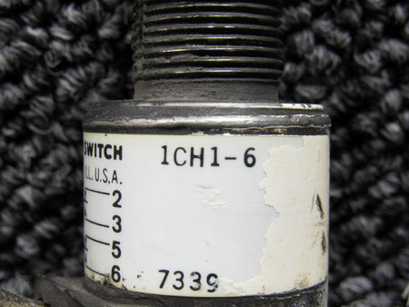MO10062025EC-32JL