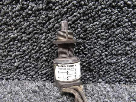 MO10062025EC-32JL
