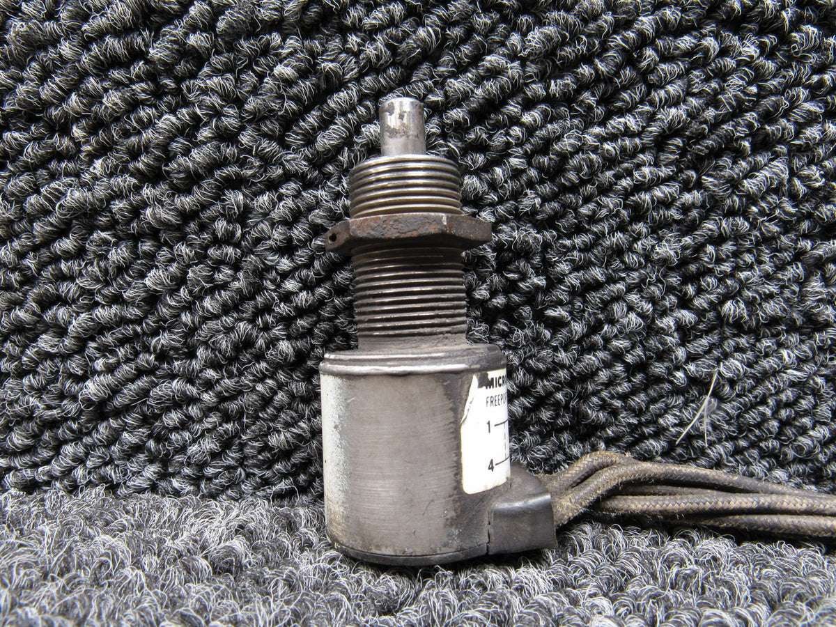 MO10062025EC-32JL