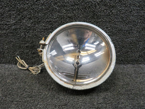 0842215-8 Cessna 310Q Taxi Light Assembly (Worn)