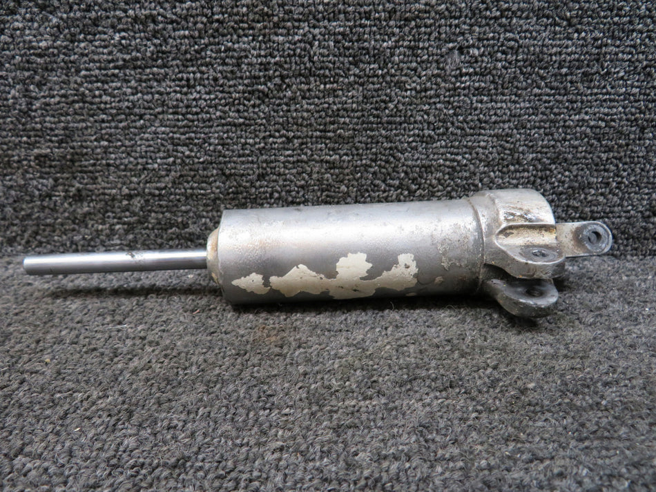 0743624-1 Cessna 182R Shimmy Dampener Assembly (Worn Housing)