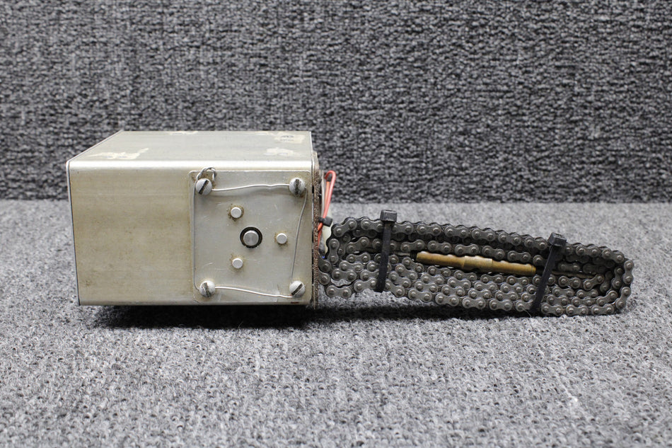 5A2883 (Alt: C610502-0101) Globe Industries Gearcase DC Motor (12V) (Core)