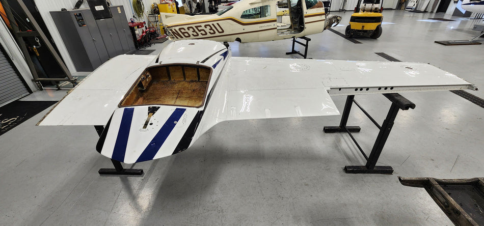 0822038-40 Cessna 414 Wing Structure Assembly RH