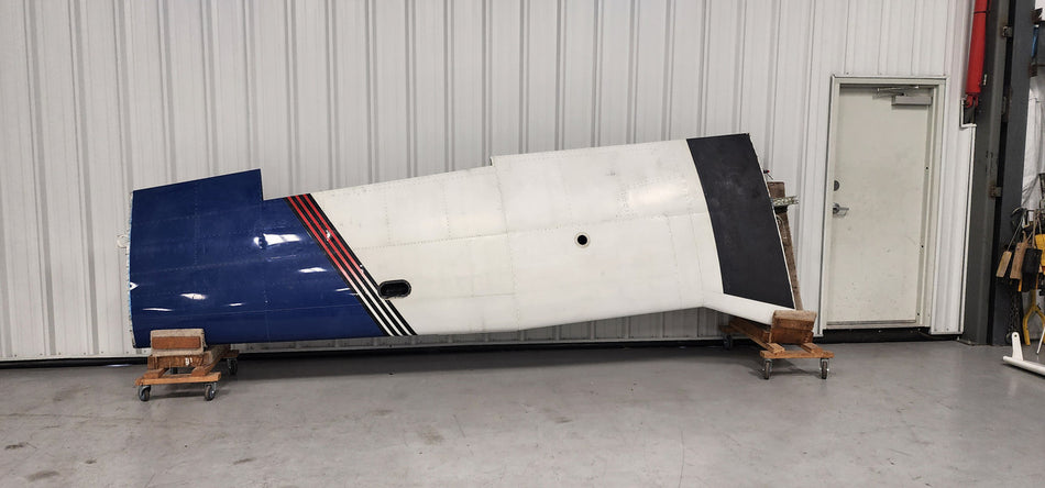 38500-011 (Spar: 38499-003) Piper PA32R-301T Wing Structure Assy RH (Damaged)