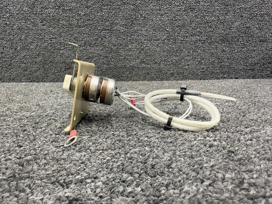 JDIN200P103UA Cessna T210M Autopilot Potentiometer with Lever