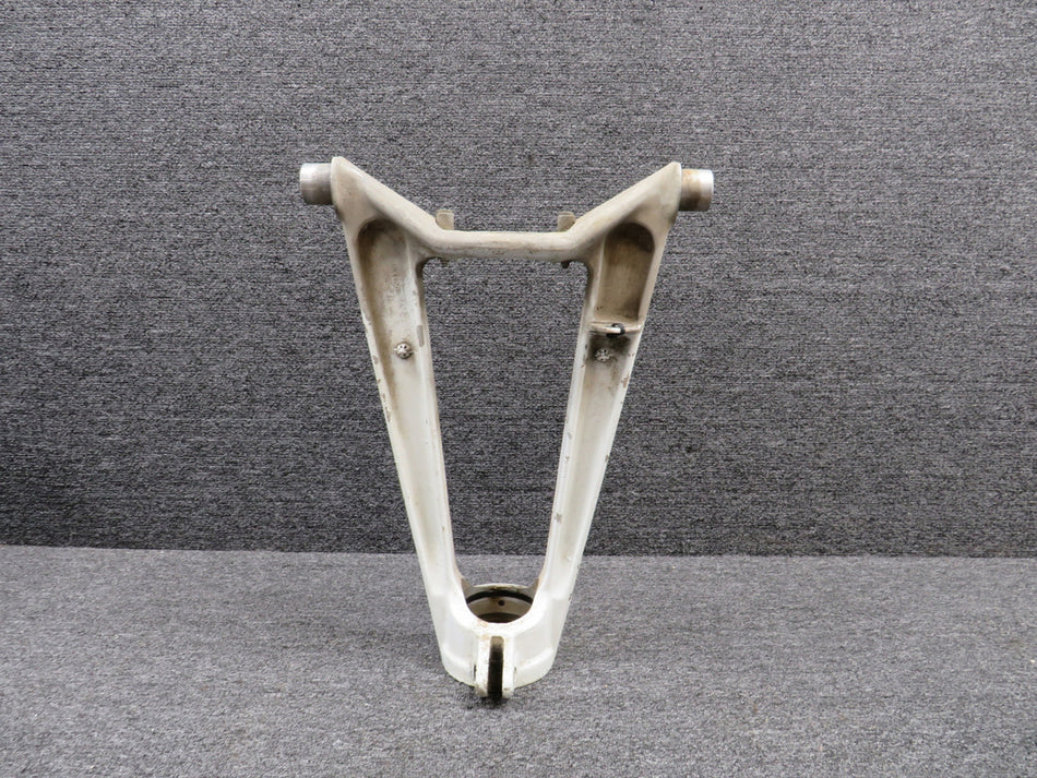 5842000-213 Cessna 310Q Nose Gear Trunnion Assembly (Minor Wear)