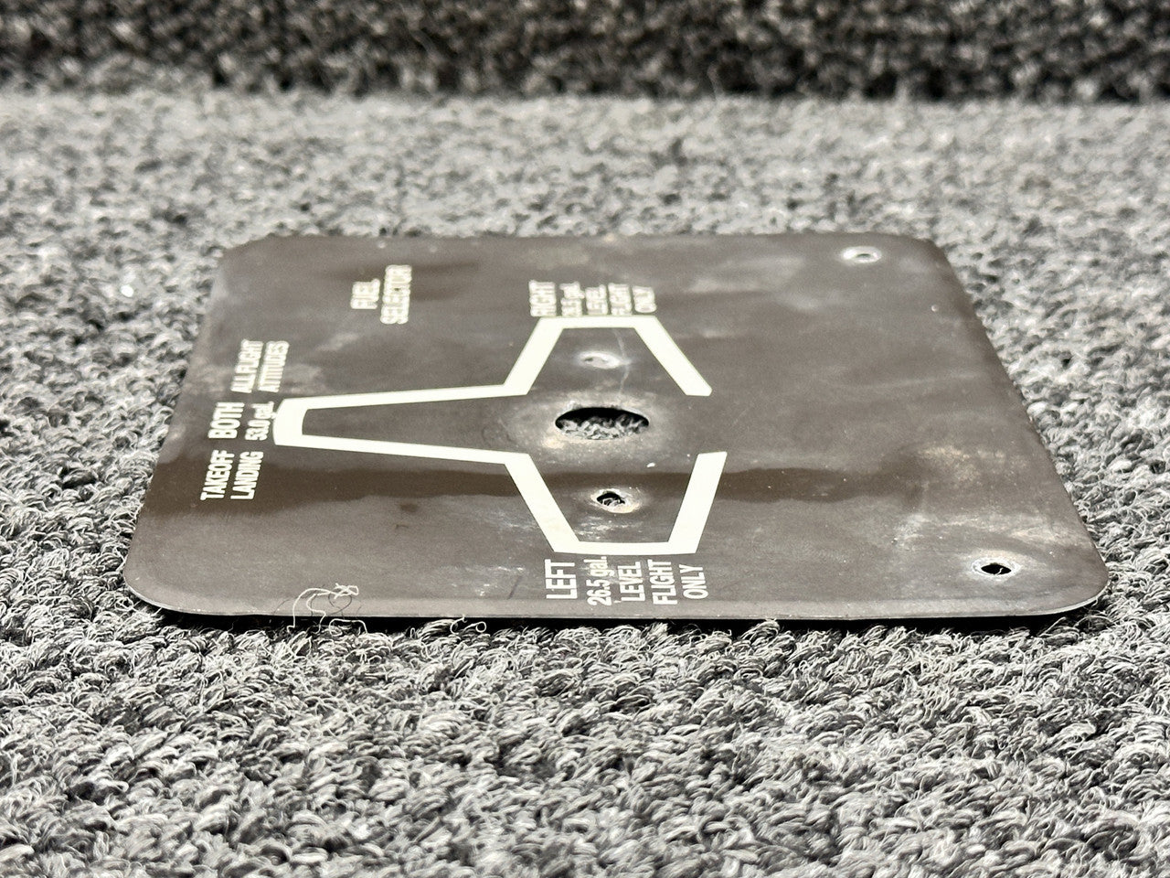 0505095-11 Cessna 172S Fuel Selector Placard – BAS Part Sales