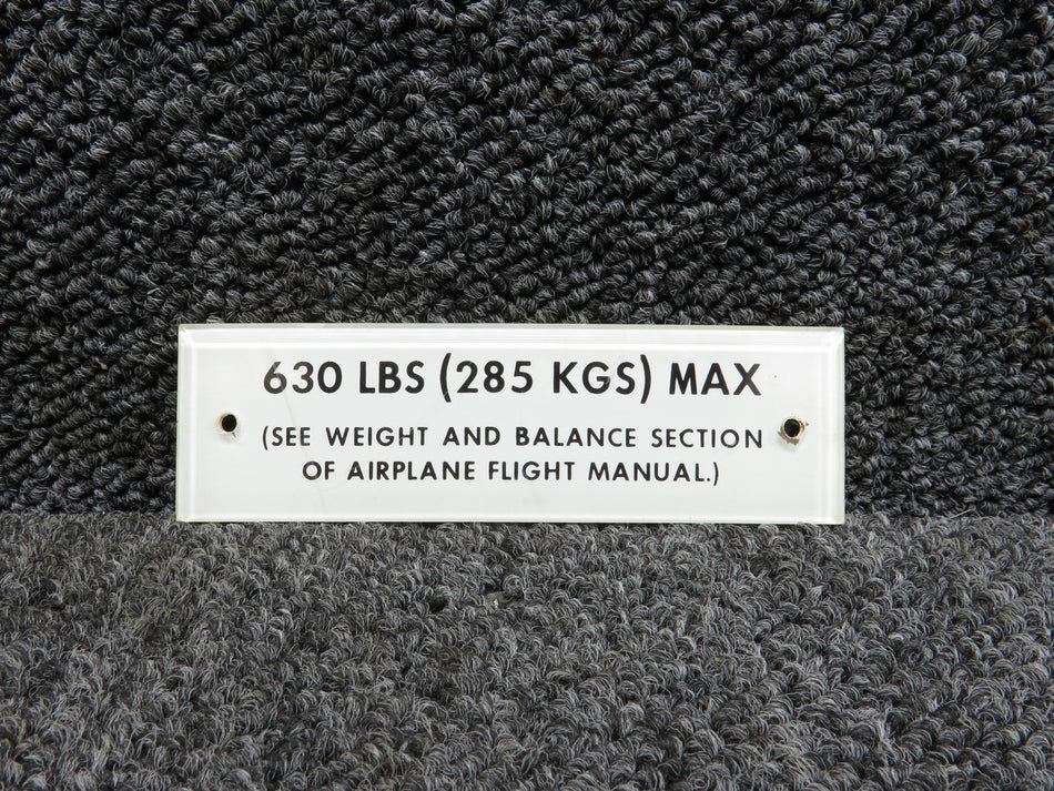 114-530115-1 Beechcraft 1900C AFT Baggage Limitation Instruction Placard
