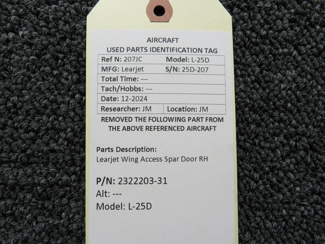 2322203-31 Learjet 25D Wing Access Spar Door RH – BAS Part Sales