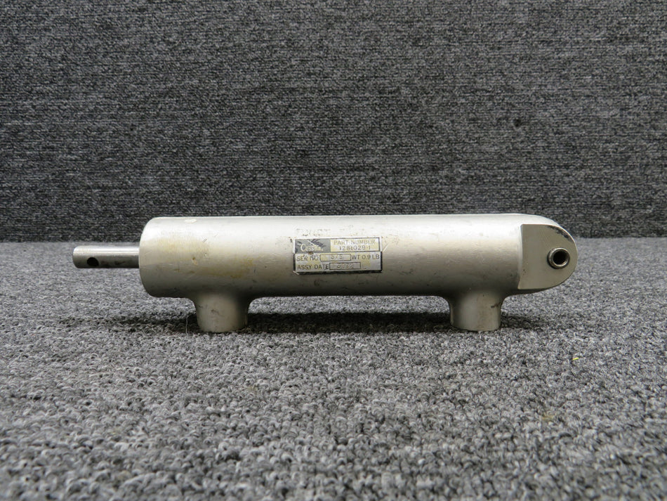 1281029-1 (Cast: 1281015-2F) Cessna Main Gear Door Actuator