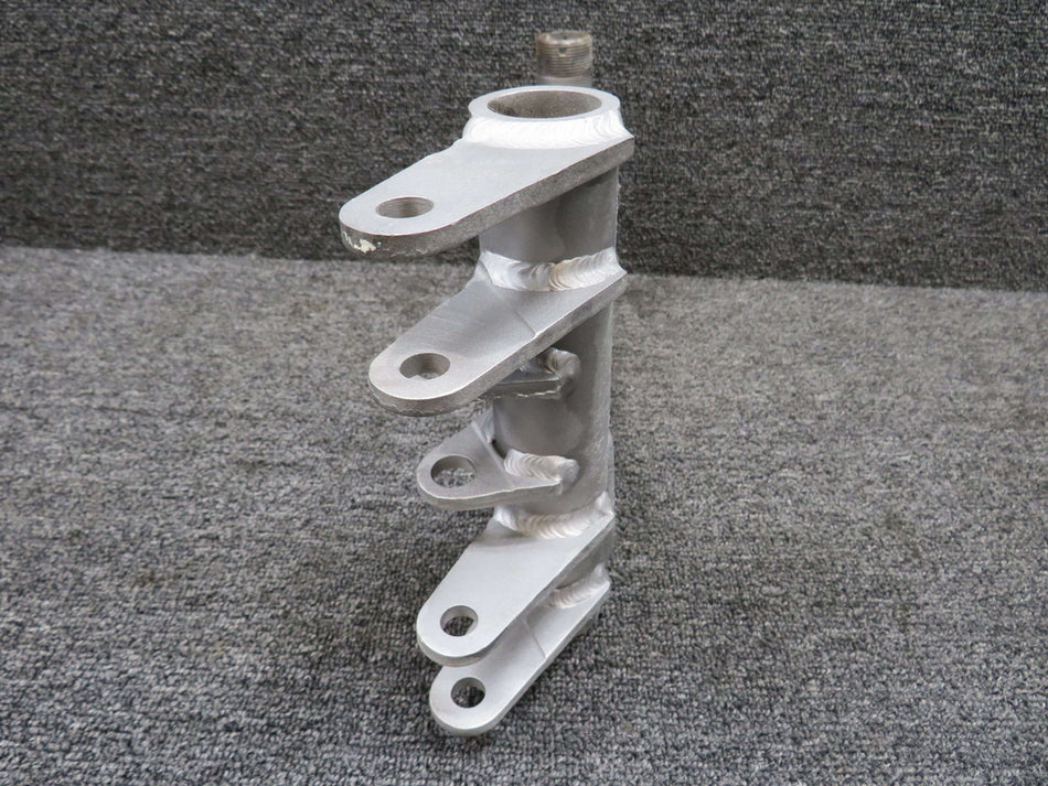 540003-503 Mooney M20 Nose Gear Spindle Unit RH (Silver)