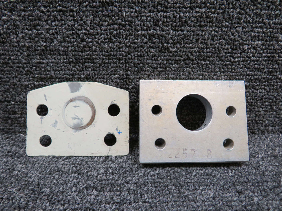 2257-8, 510004-013C Mooney M20 Main Gear Bracket Attachment and Shim (Worn)