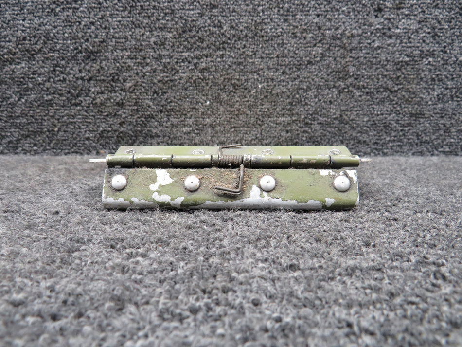 1552004-28 (WEU: 0552173-27) Cessna 172N Cowl Access Door Assembly