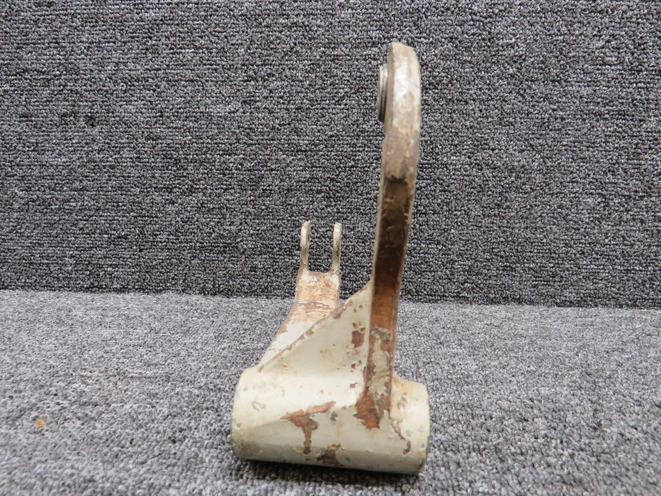 0841106-5 (Cast: 0841106-487) Cessna 310 Main Gear Idler Bellcrank LH (Worn)